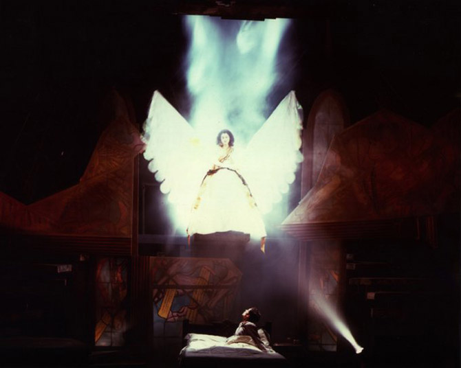 Angels-in-America---1